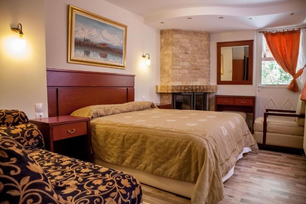 Tasia Mountain Hotel ハニア エクステリア 写真