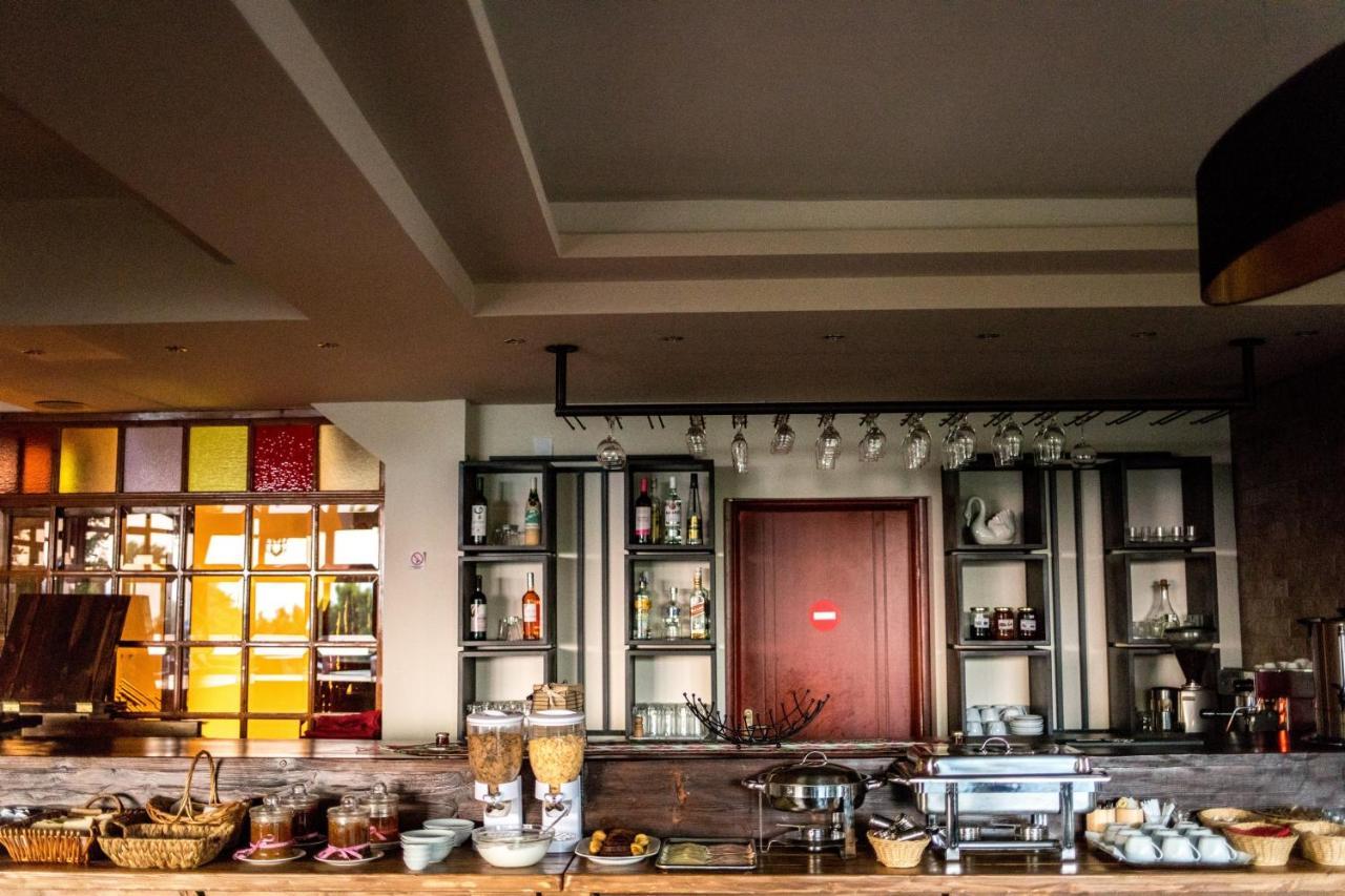 Tasia Mountain Hotel ハニア エクステリア 写真